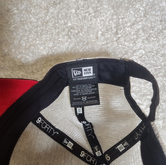 New Era Black and White San Francisco Hat - Picture 3 of 7